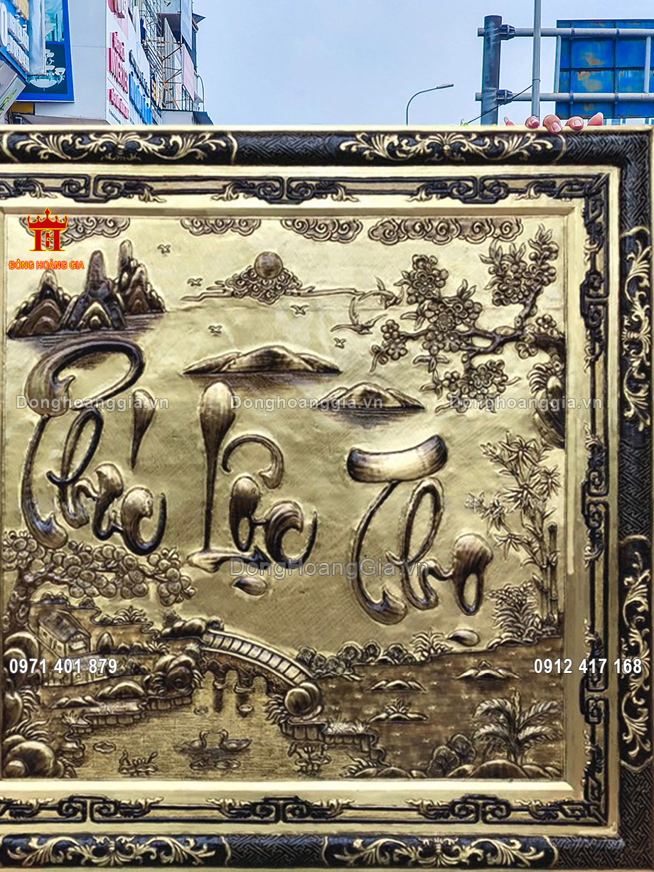 Từng đường nét trên bức tranh chữ phúc lộc thọ được chế tác tỉ mỉ và tinh xảo